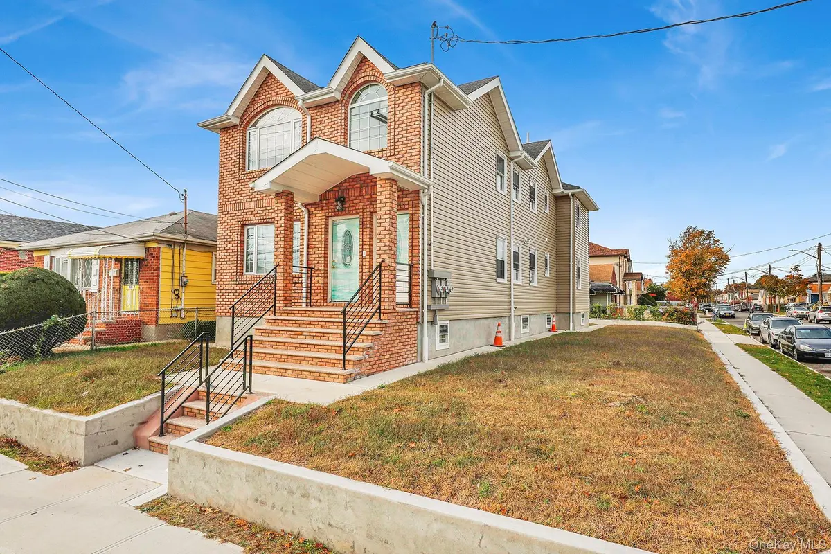 15321 134th AVE, Jamaica, NY 11434