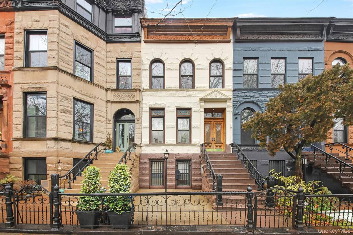 529 Decatur ST, Brooklyn, NY 11233