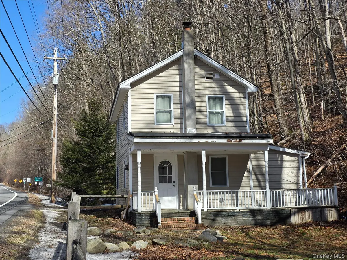 11708 NY 97, Long Eddy, NY 12760