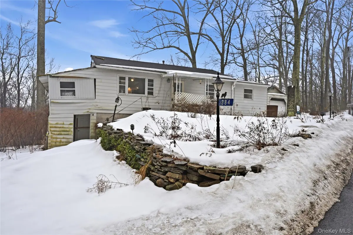 384 Tempaloni RD, Wurtsboro, NY 12428