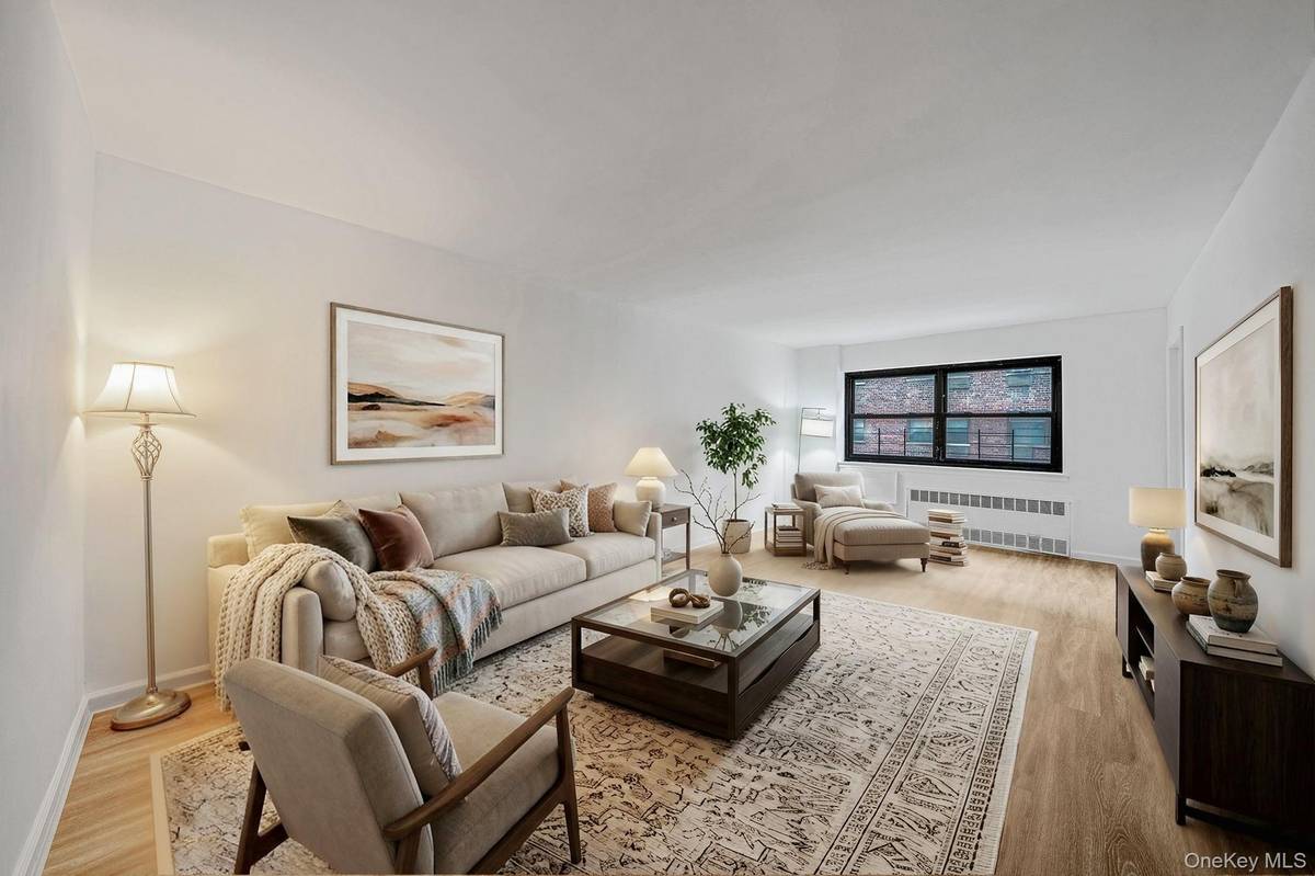 94-31 60th AVE #2G, Elmhurst, NY 11373