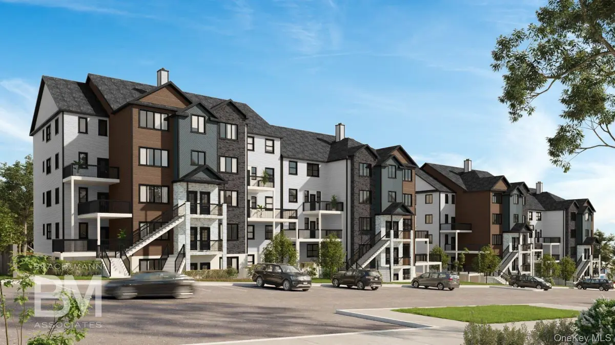16 Chevron RD #302, Monroe, NY 10950