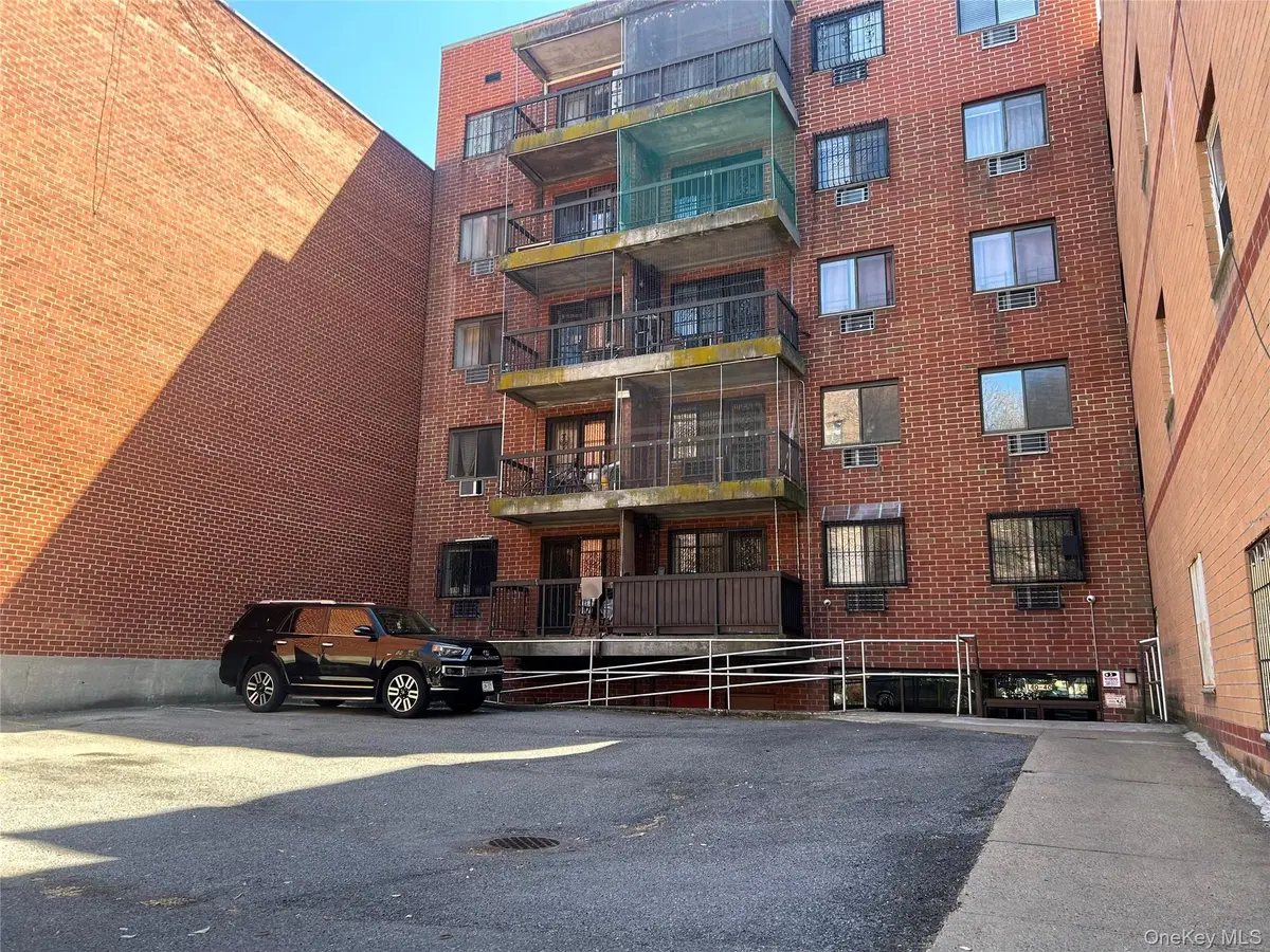 140-40 34th AVE #1A, Flushing, NY 11354