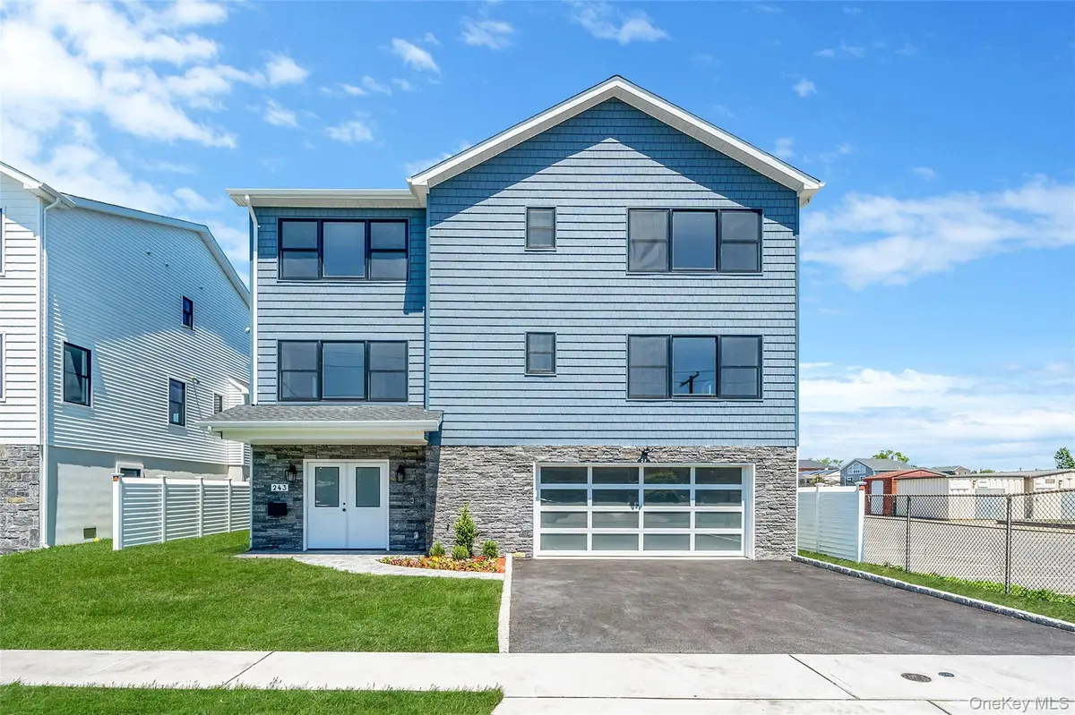 243 Mott ST, Oceanside, NY 11572