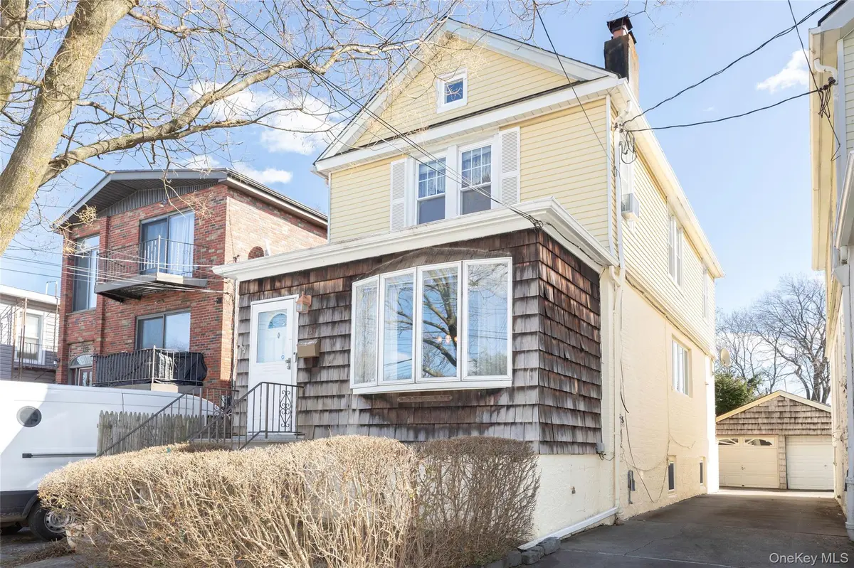 100 Marine ST, Bronx, NY 10464
