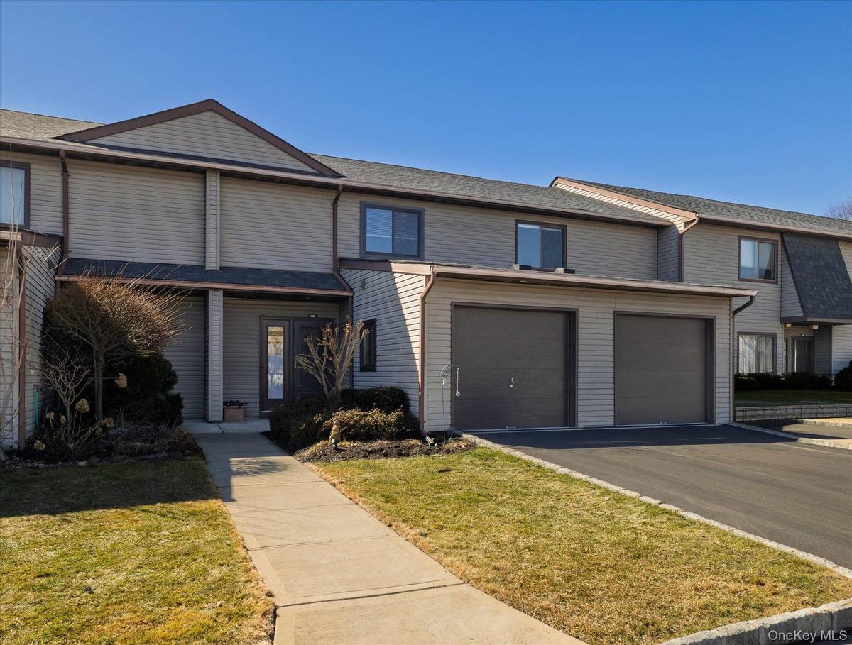 100 Daly BLVD #408, Oceanside, NY 11572