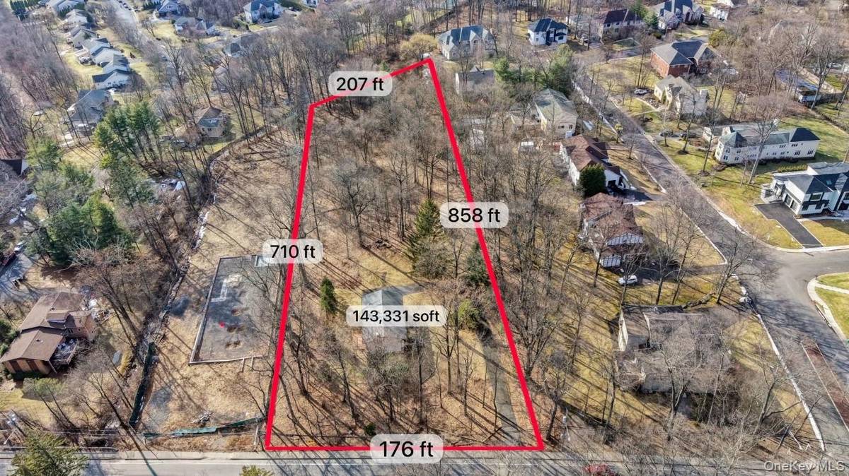 37 College RD, Monsey, NY 10952