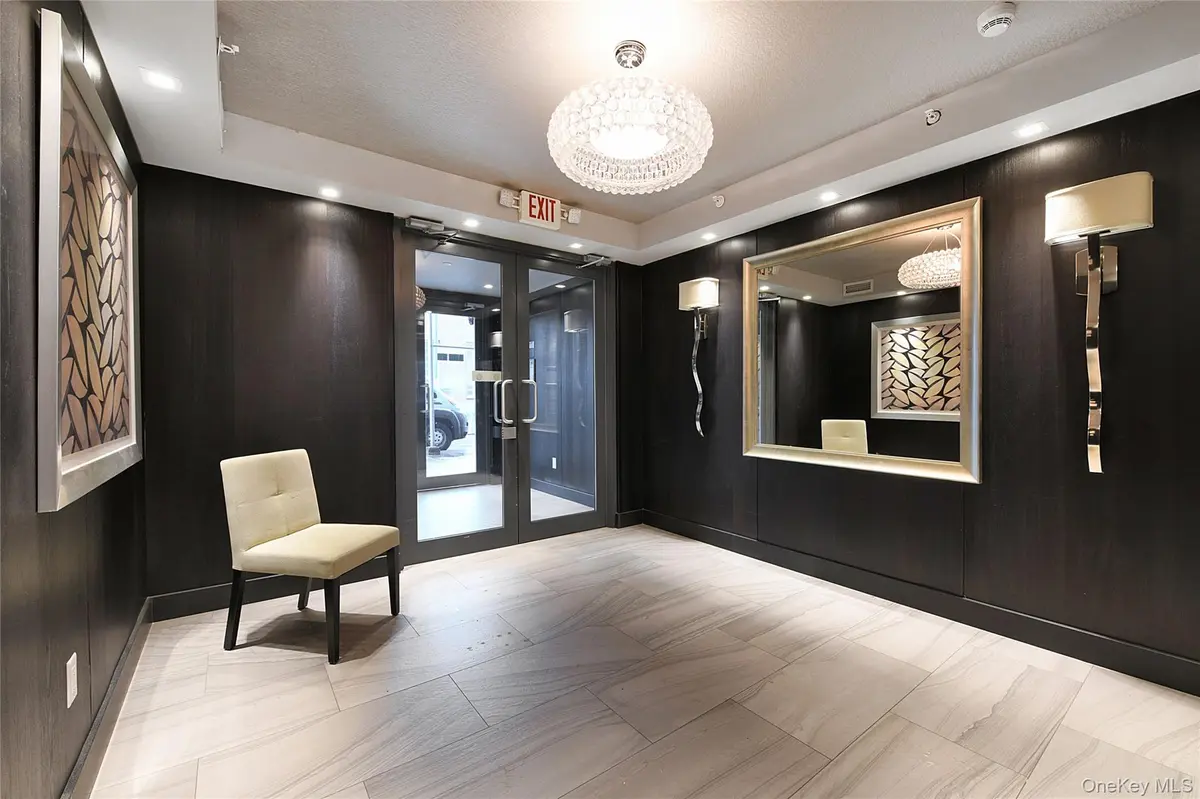 10620 70th AVE #2D, Forest Hills, NY 11375