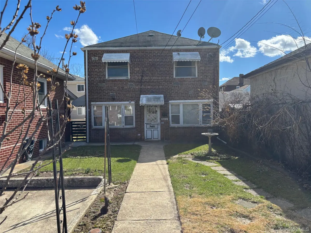 12212 6th AVE, College Point, NY 11356
