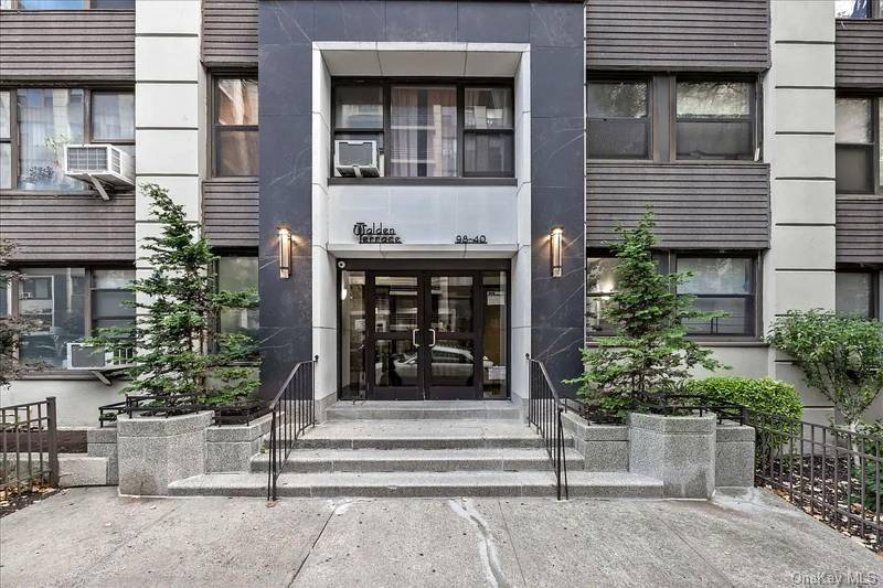 98-40 64 AVE #7J, Rego Park, NY 11374