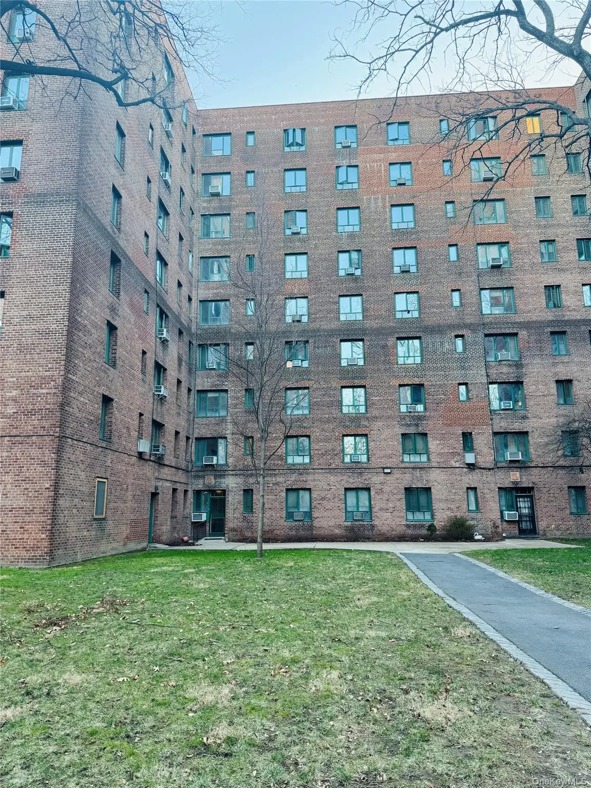 1561 Metropolitan AVE #TB, Bronx, NY 10462