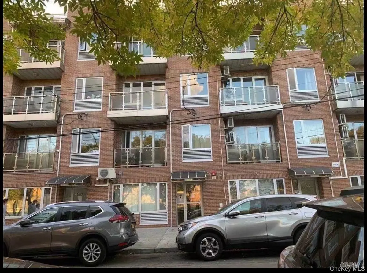 32-24 137TH ST, Flushing, NY 11354