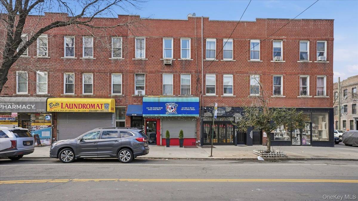 43-06 34 AVE, Astoria, NY 11101