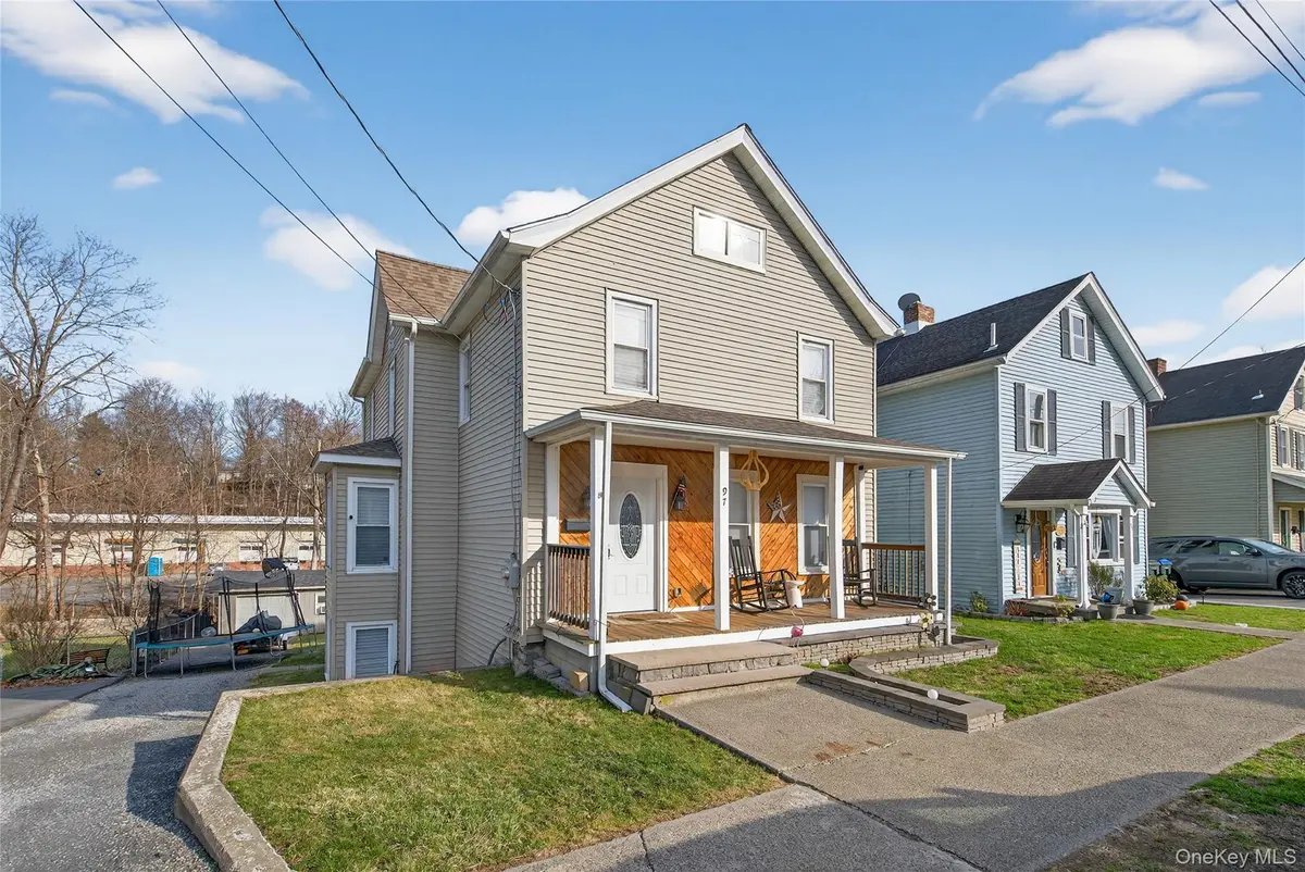 97 Valley AVE, Walden, NY 12586