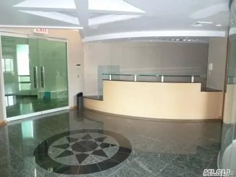 136-40 39th AVE #6A, Flushing, NY 11354