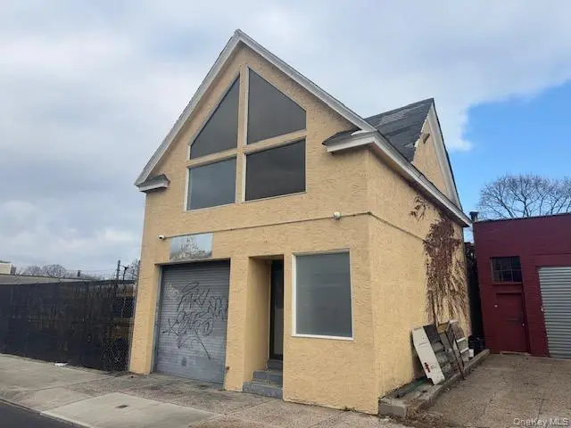 317 E 3rd ST, Mount Vernon, NY 10553