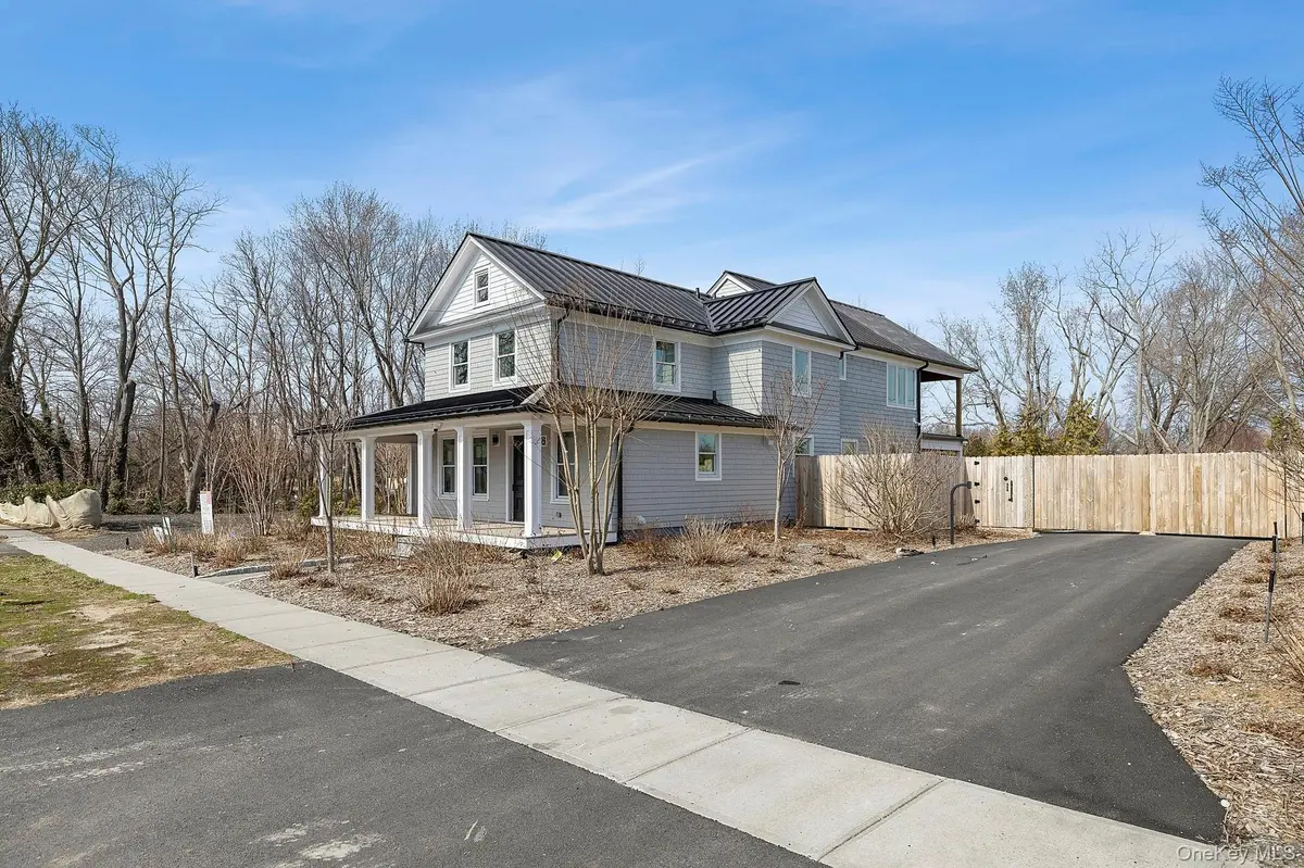 178 Main RD, Riverhead, NY 11901