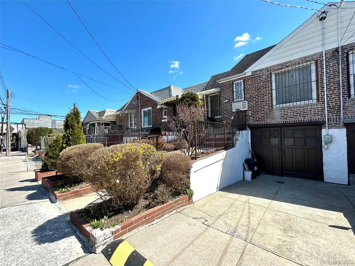 84-52 57th AVE, Elmhurst, NY 11373