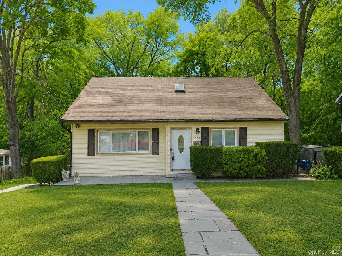863 North ST, Peekskill, NY 10566