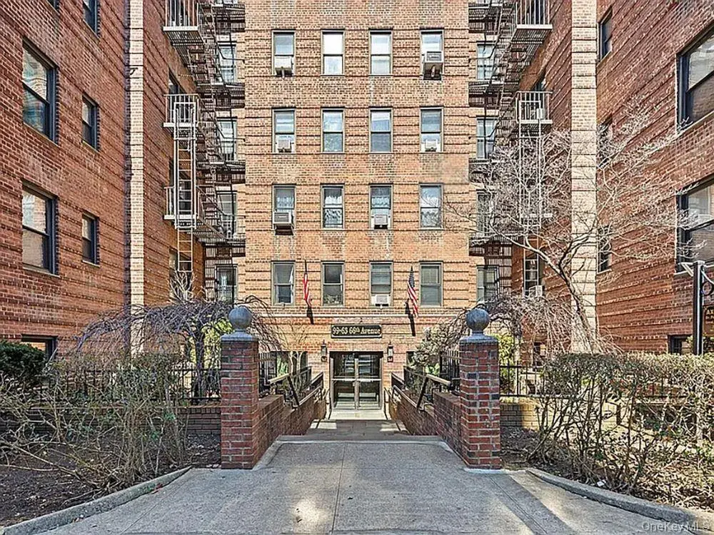 99-63 66th AVE #B18, Rego Park, NY 11374