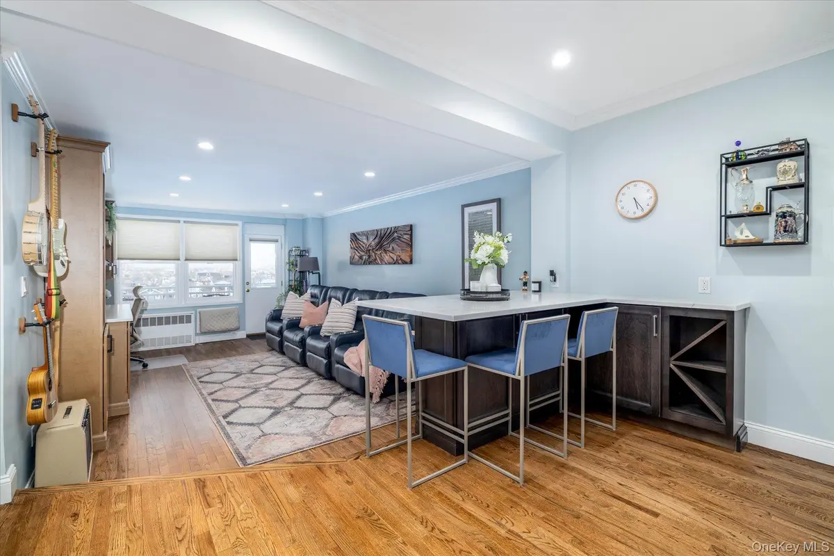522 Shore RD #5T, Long Beach, NY 11561