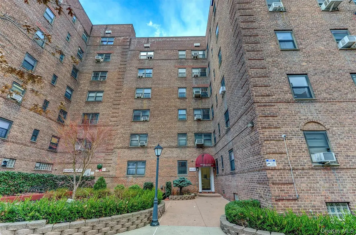 102-25 67th RD #4C, Forest Hills, NY 11375