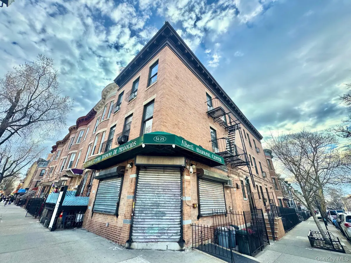 5125 6th AVE, Brooklyn, NY 11220