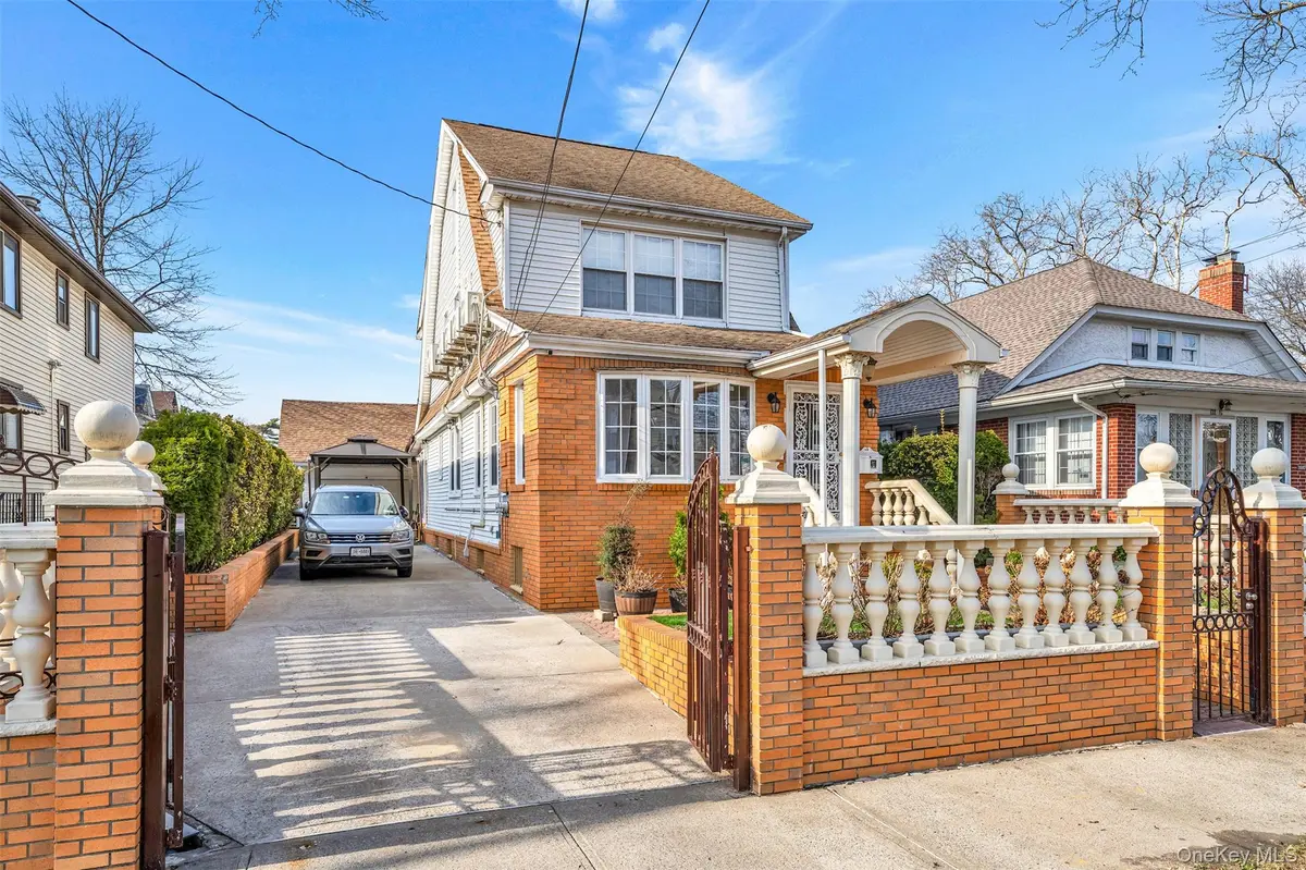 13211 107th AVE, South Ozone Park, NY 11419