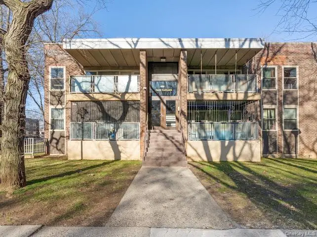 12425 Flatlands Ave Flatlands Ave, Brooklyn, NY 11208