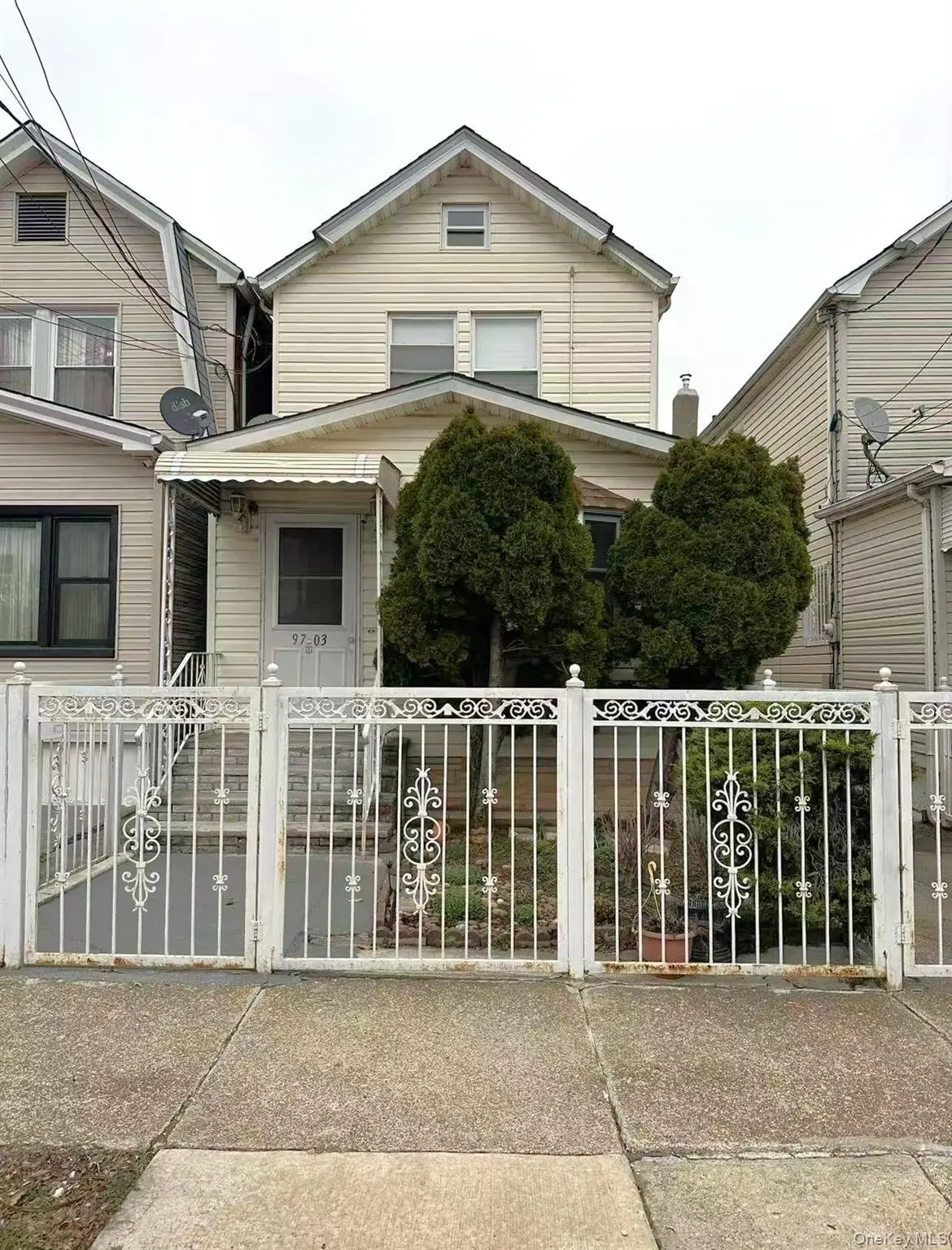 9703 105th ST, Ozone Park, NY 11416