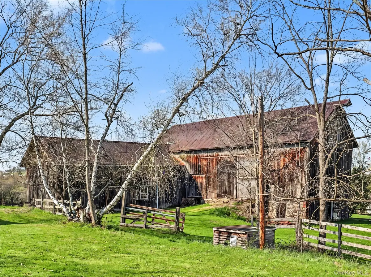 324 Sarah Wells TRL, Goshen, NY 10924