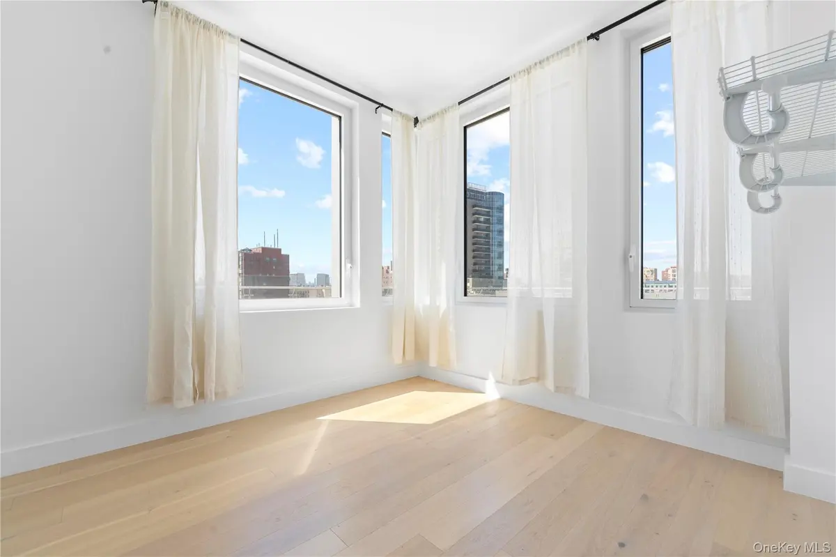 136-18 Maple AVE #5F, Flushing, NY 11355