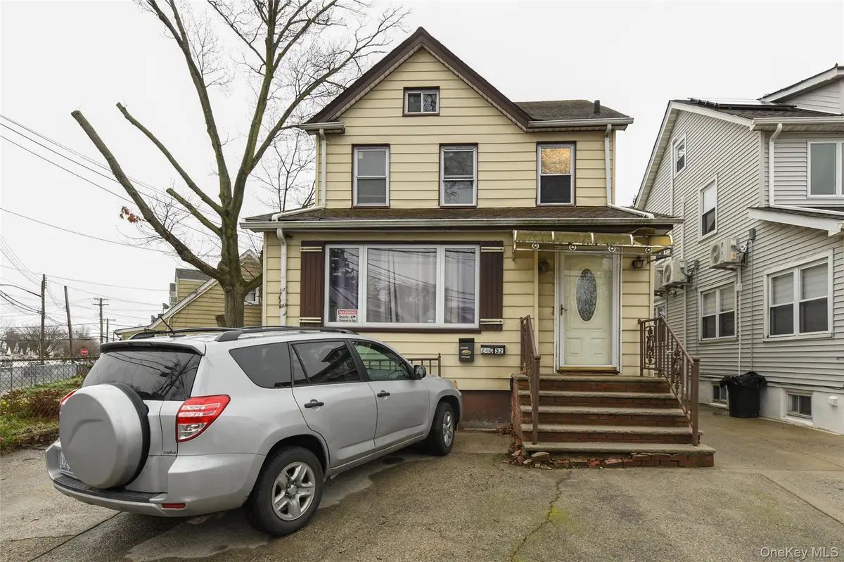 24032 146th AVE, Rosedale, NY 11422