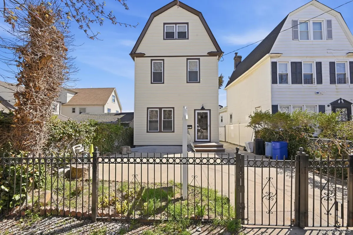 45-11 160th ST, Flushing, NY 11358