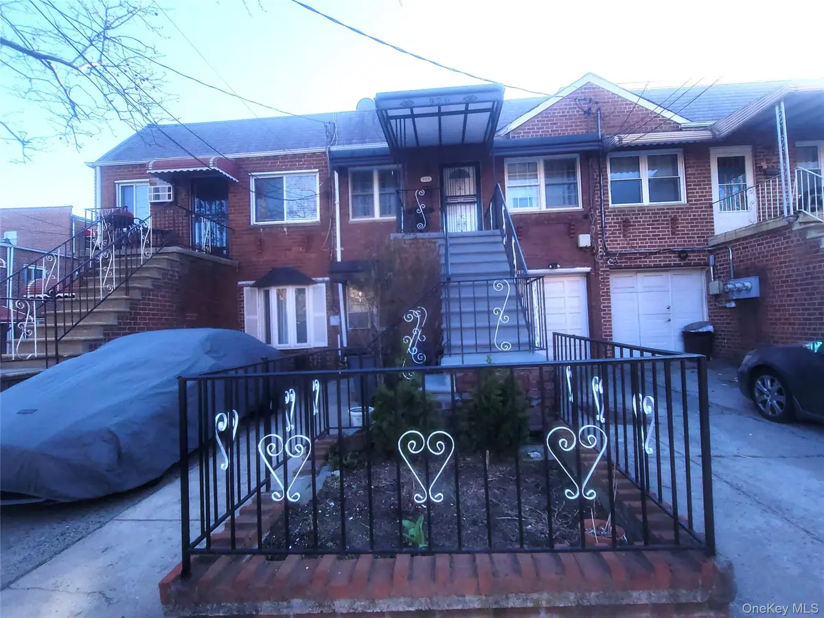 970 E 108th ST, Brooklyn, NY 11236