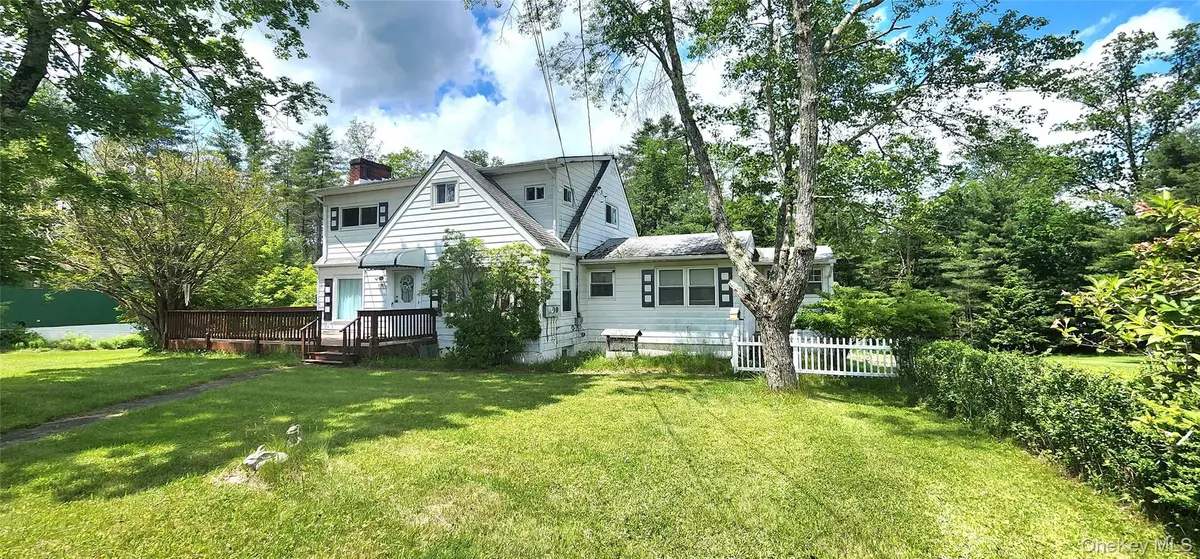 530 Sackett Lake RD, Monticello, NY 12701
