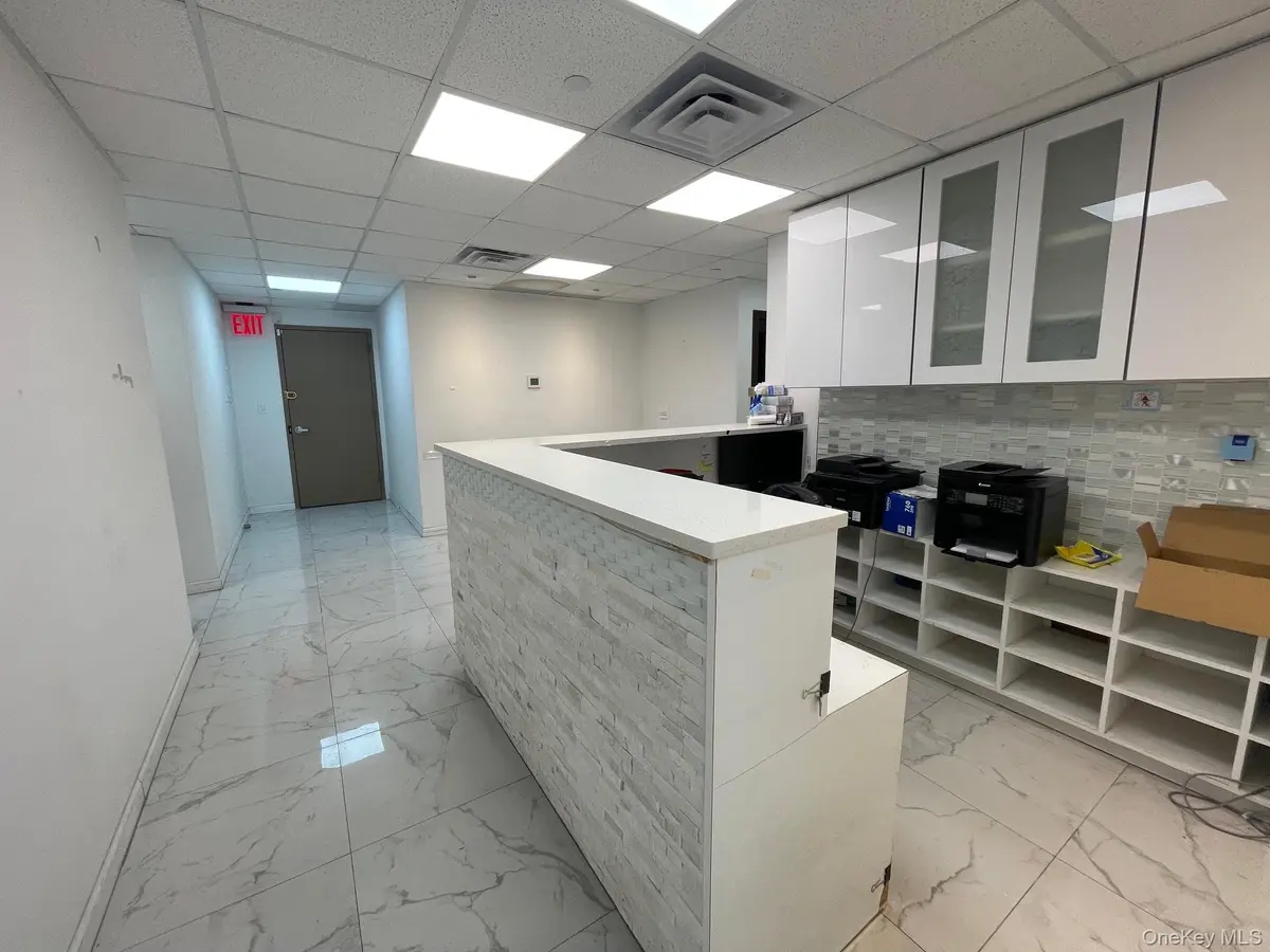 4142 College Point BLVD #2A, Flushing, NY 11355