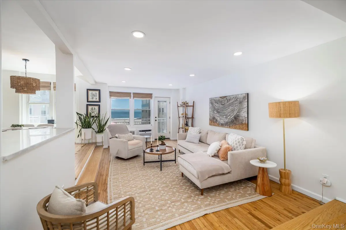 522 Shore RD #3AA, Long Beach, NY 11561