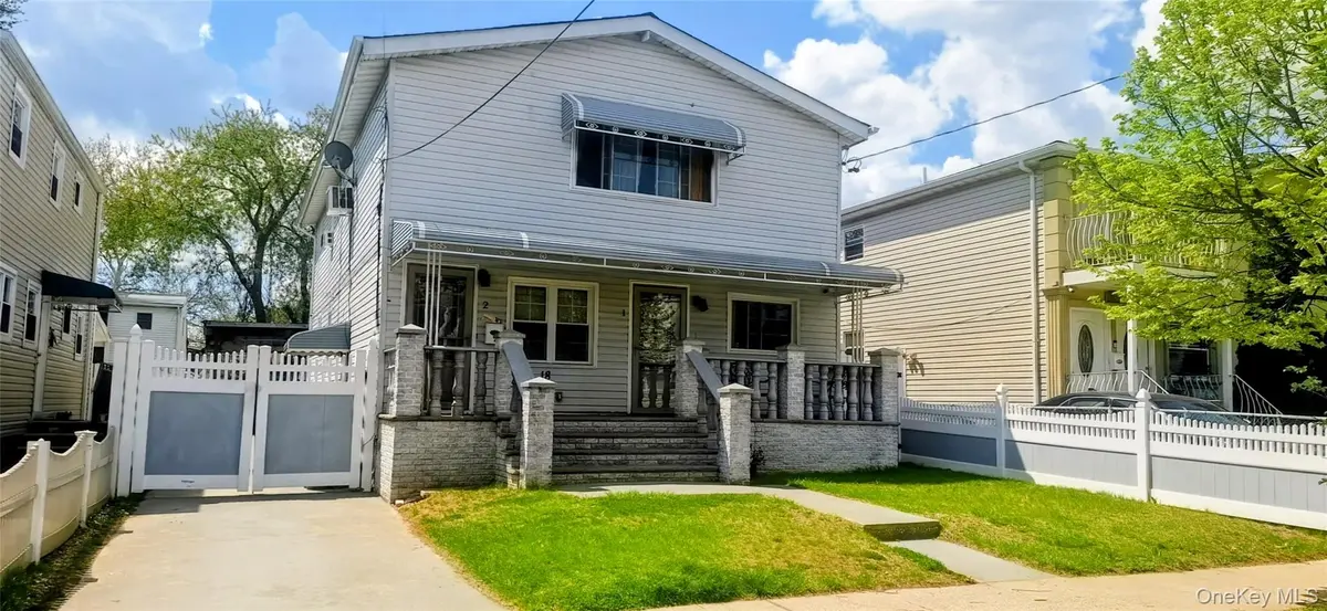 132-18 156th ST, Jamaica, NY 11434