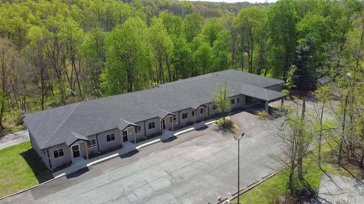 4 Corwin CT, Newburgh, NY 12550