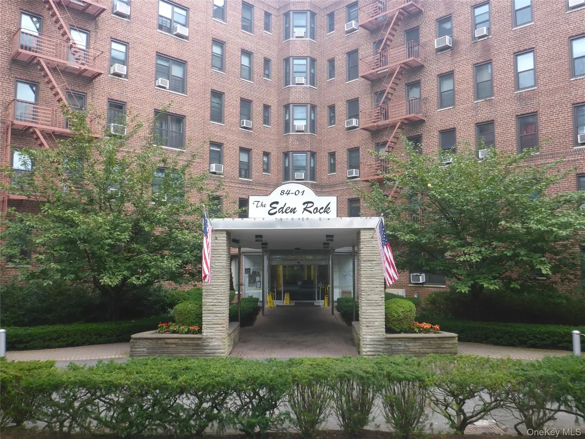 84-01 Main ST #107, Briarwood, NY 11378