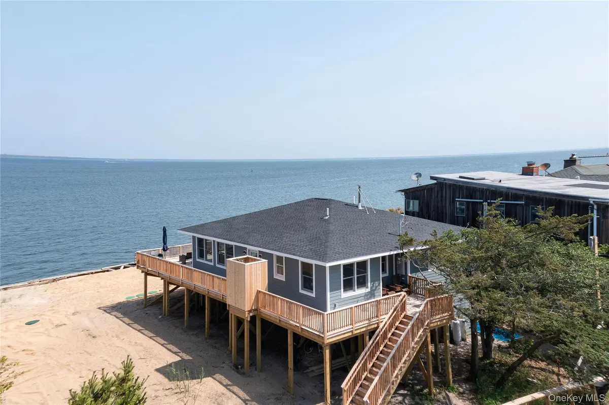 11 Bayview WALK, Ocean Bay Park, NY 11770