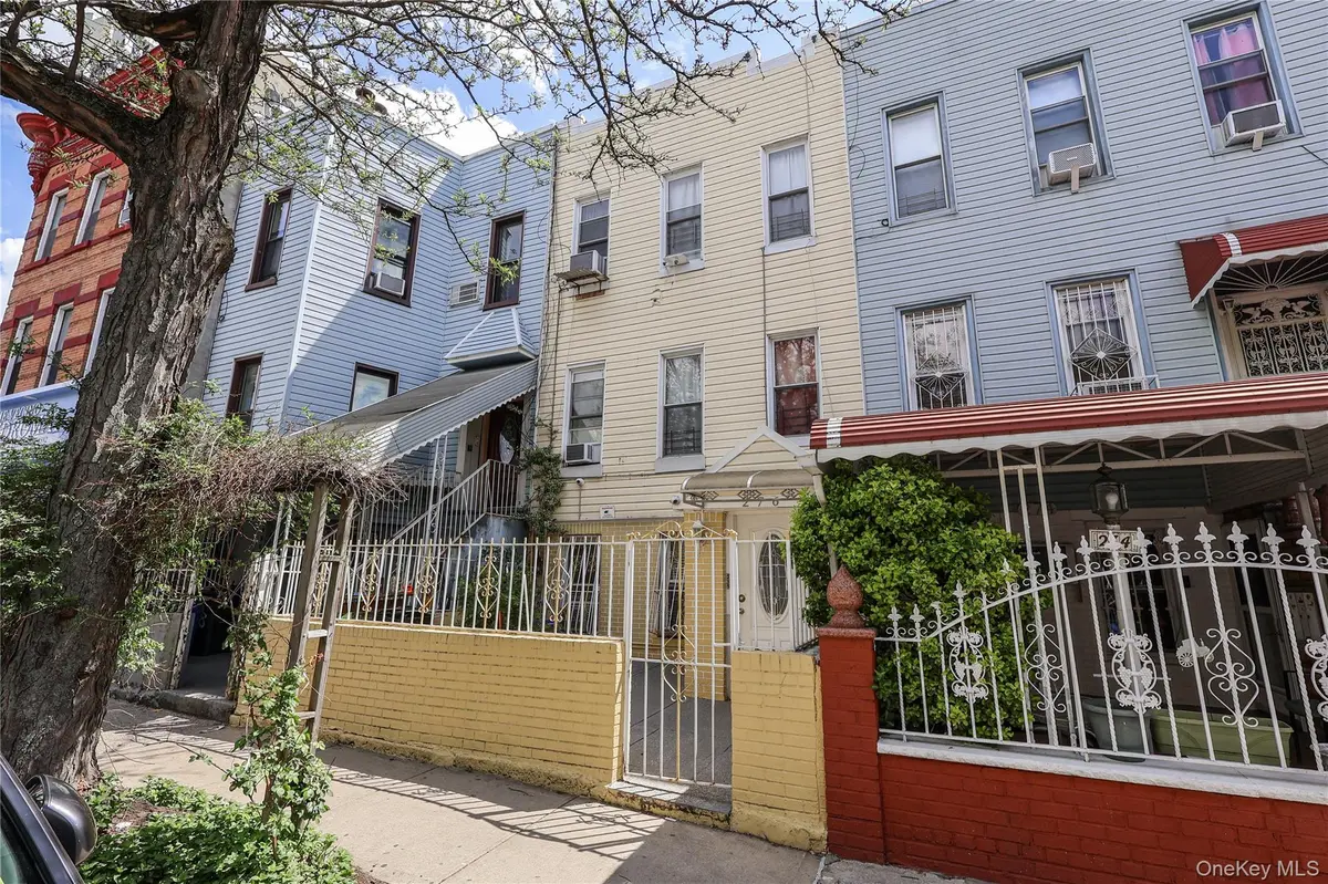 276 Woodbine ST, Brooklyn, NY 11221