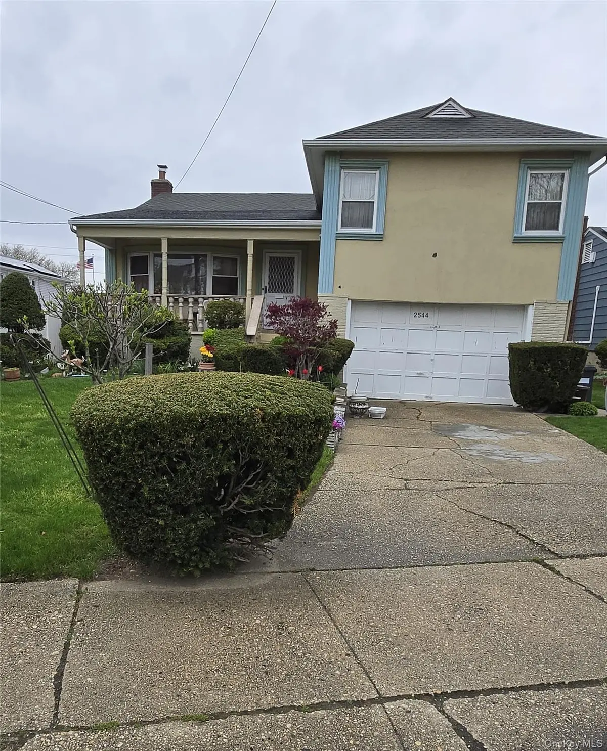 2544 Bayswater AVE, Far Rockaway, NY 11691