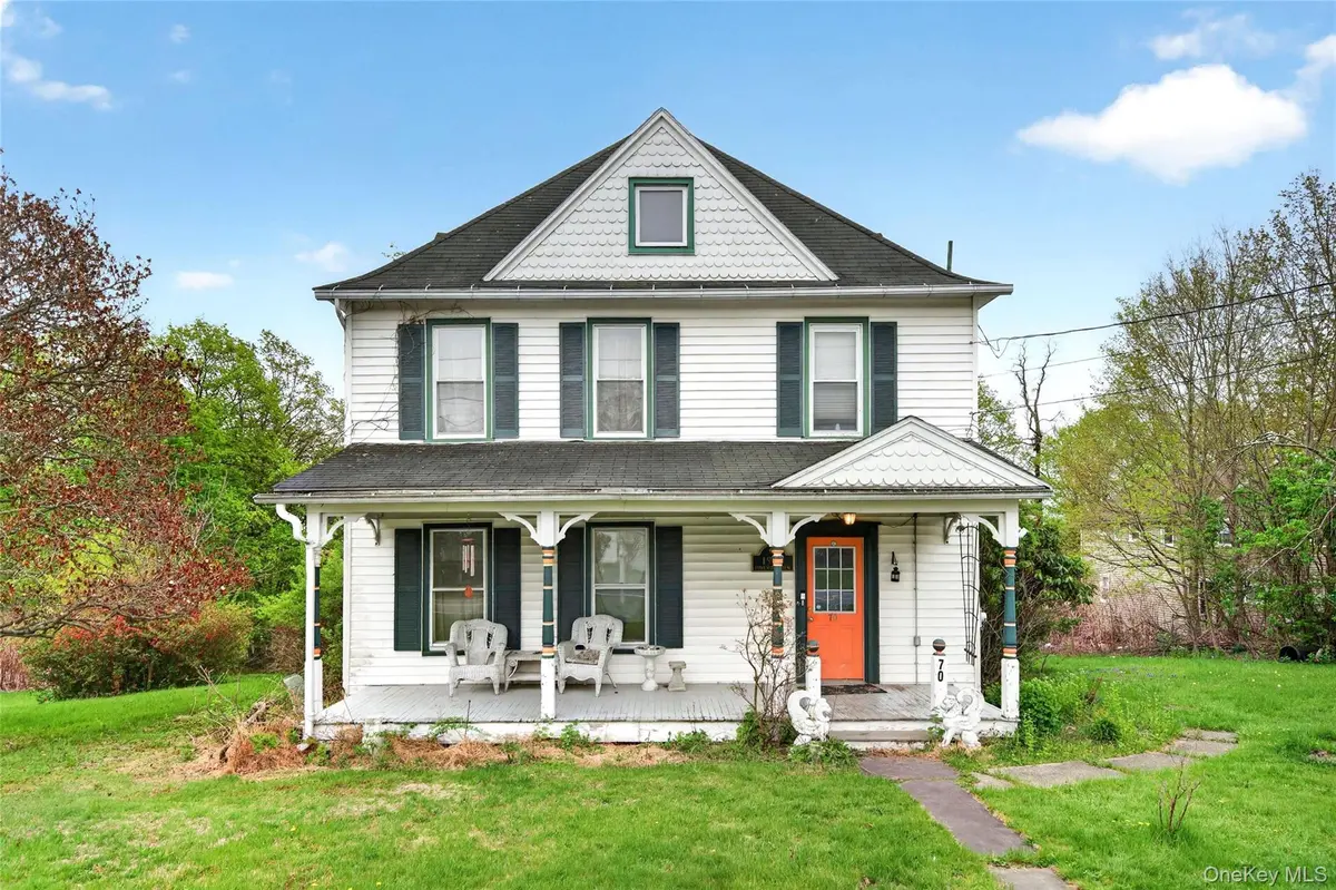 70 North RD, Bloomingburg, NY 12721