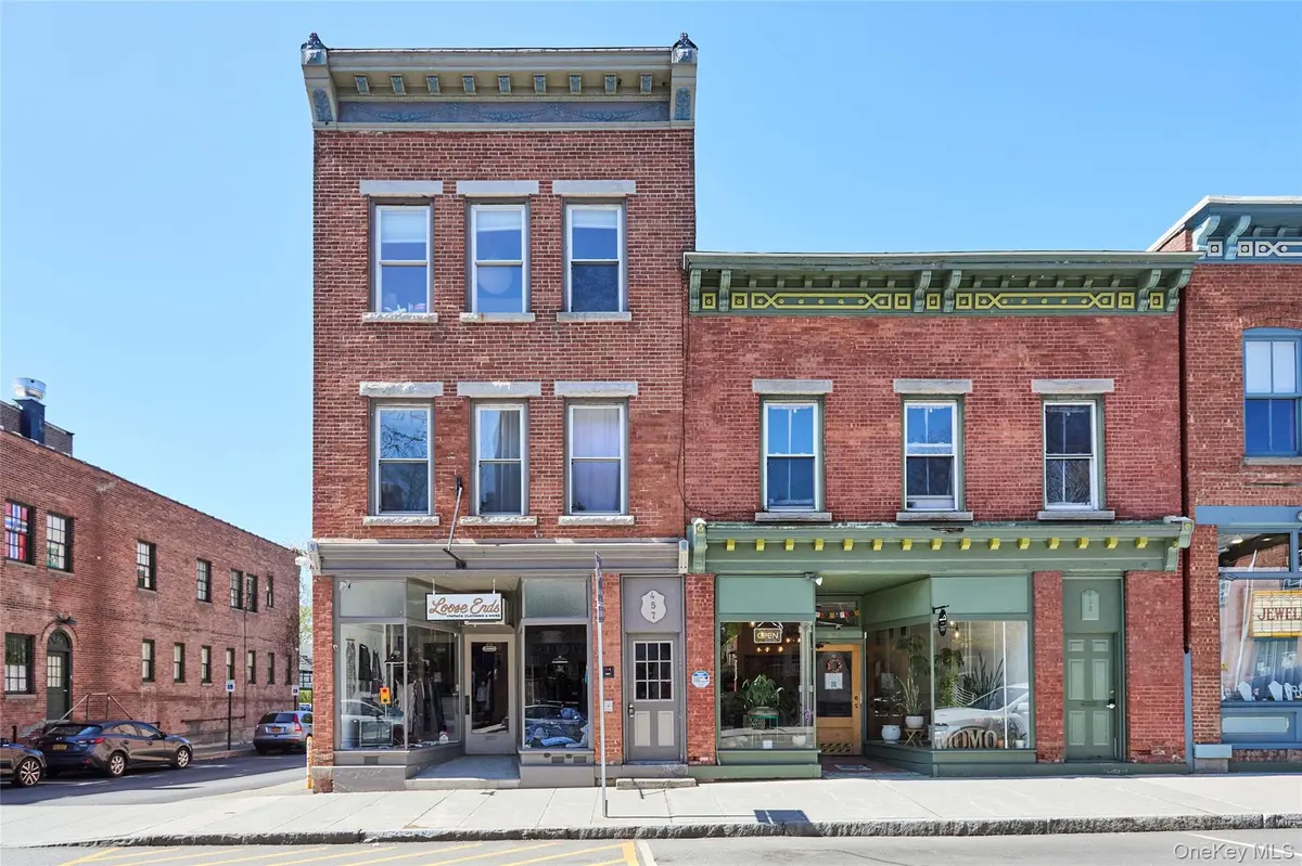 457 Main St #Apt 3, Beacon, NY 12508