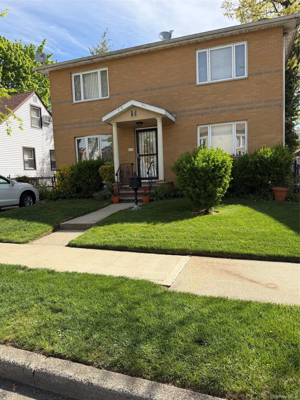 7931 262nd ST, Glen Oaks, NY 11004