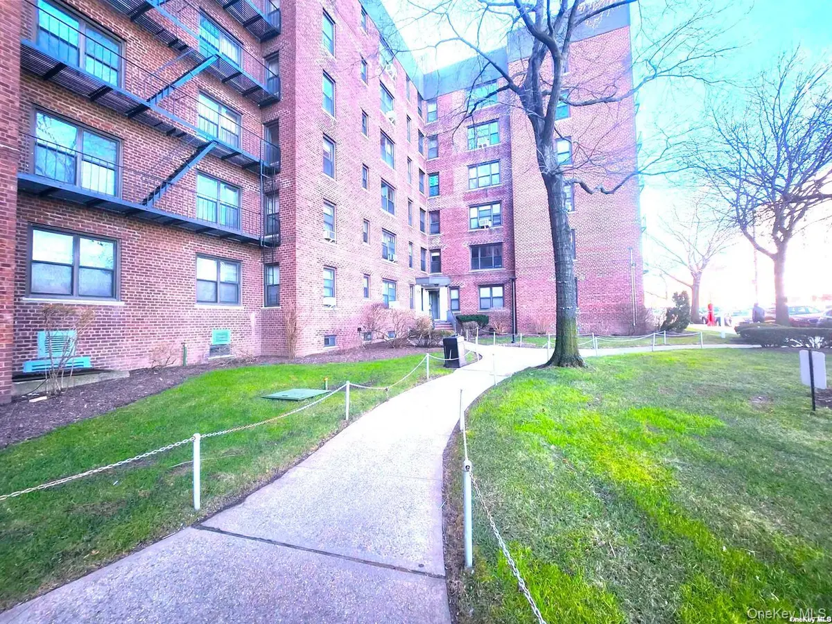 112-24 Northern BLVD #3E, Corona, NY 11368