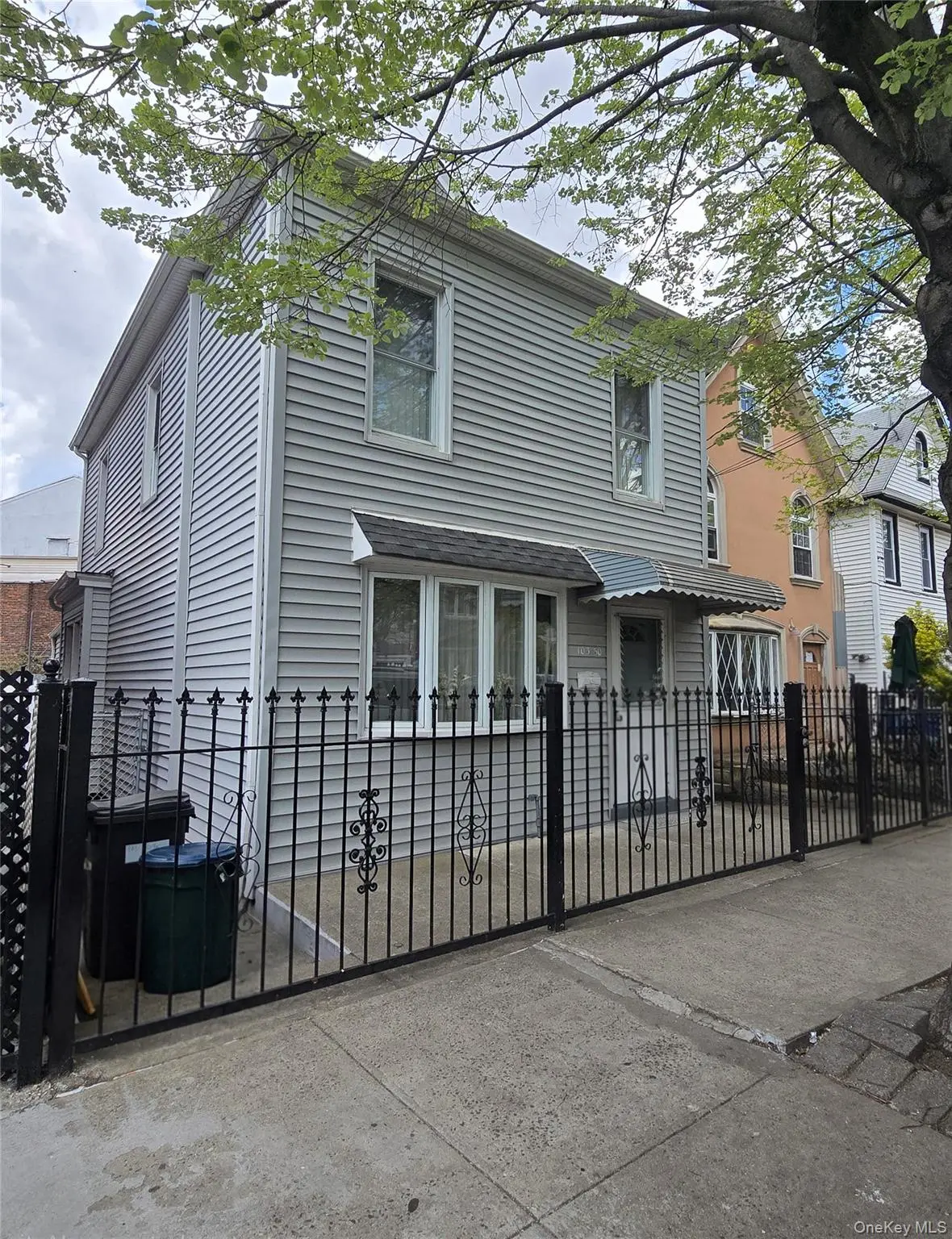 103-50 96th ST, Ozone Park, NY 11417