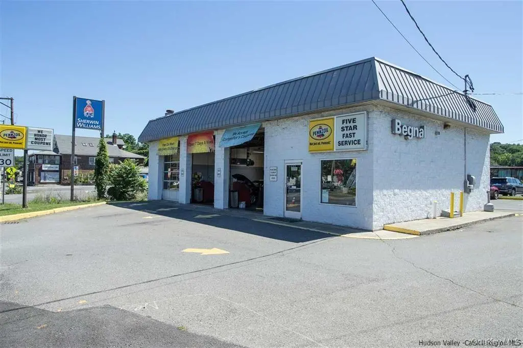 560 Albany AVE, Kingston, NY 12401